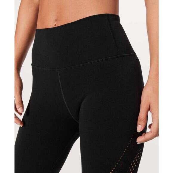Lululemon Reveal Tight Interconnect *25.5" In Black Size 2 - Picture 3 of 7